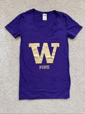 PINK Victoria's Secret Purple University of Washington V‑Neck Tee